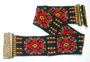 LC Poinsettia Loom Clasp Bracelet